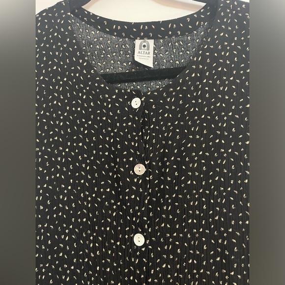 Altar Houseline Dress - Picture 4 of 4